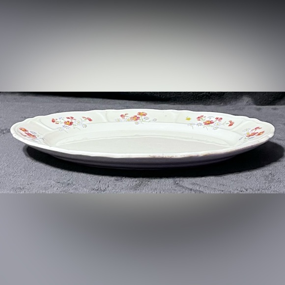 Vintage 1939 Homer Laughlin Floral Pattern Oval Serving Platter. - Picture 2 of 11